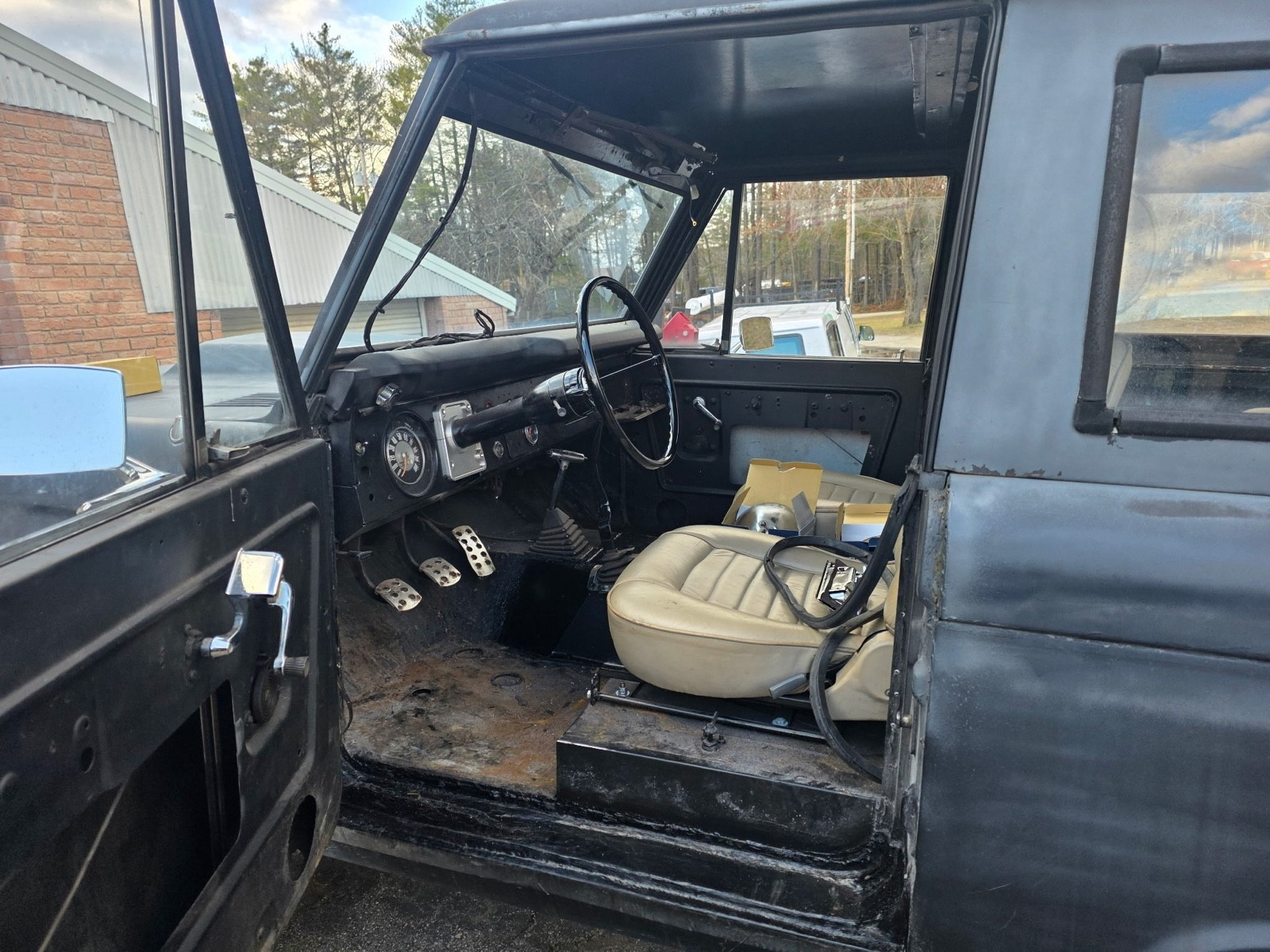 Ford-Bronco-1968-6
