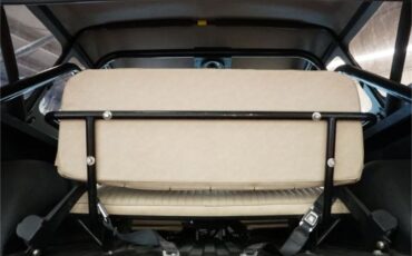 Ford-Bronco-1969-Orange-Cream-31
