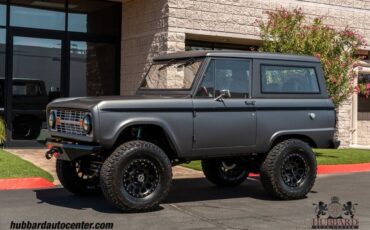 Ford-Bronco-1969-SUV-3