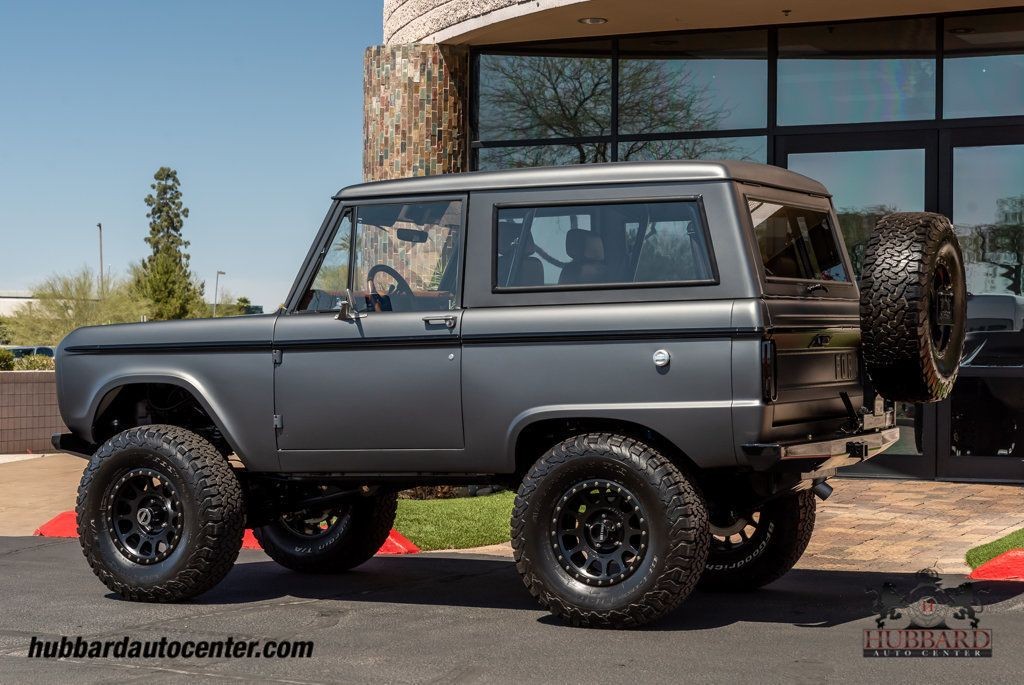 Ford-Bronco-1969-SUV-5
