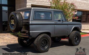 Ford-Bronco-1969-SUV-7