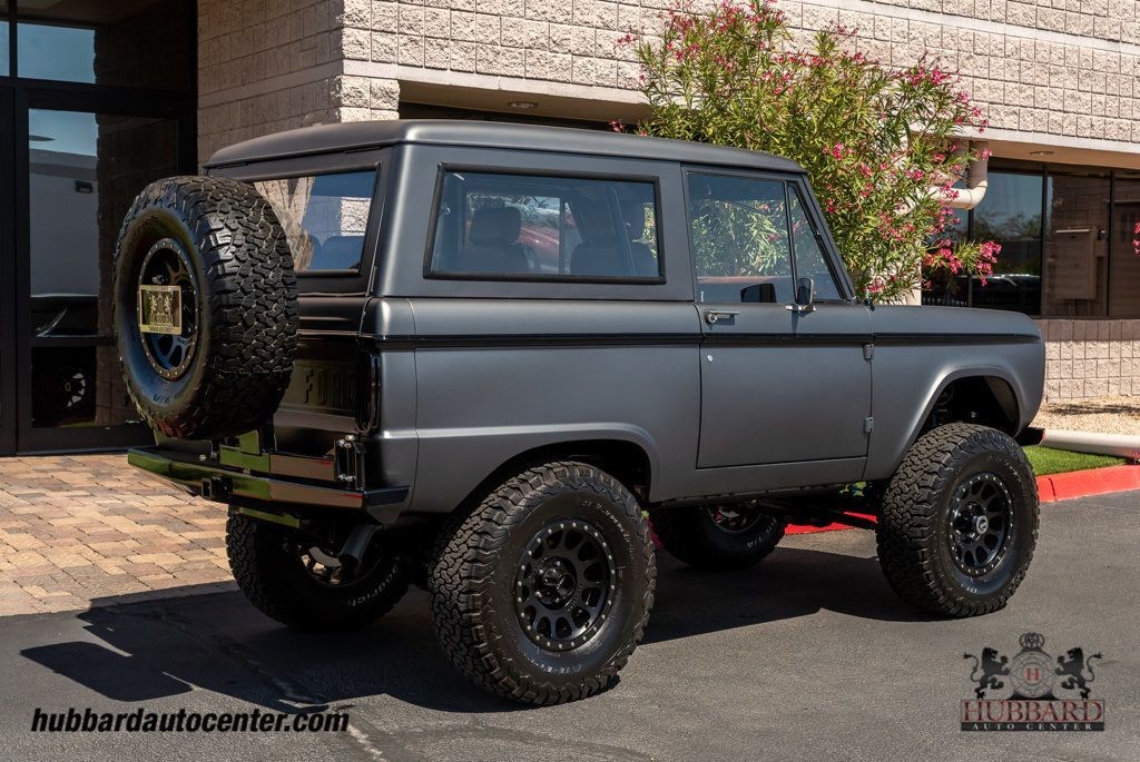 Ford-Bronco-1969-SUV-7
