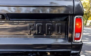 Ford-Bronco-1969-black-14