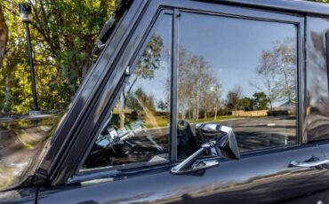 Ford-Bronco-1969-black-17
