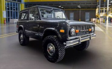 Ford-Bronco-1969-black
