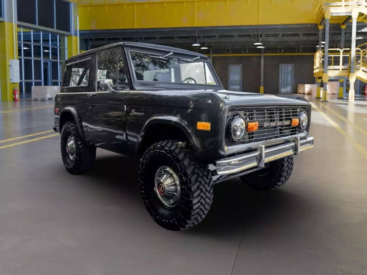 Ford-Bronco-1969-black