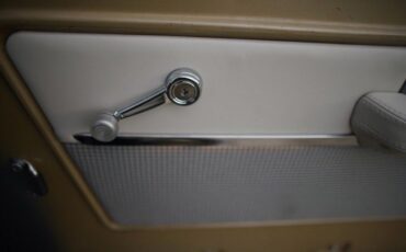Ford-Bronco-1970-15