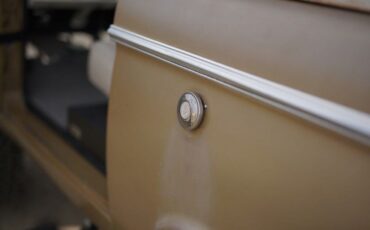 Ford-Bronco-1970-6