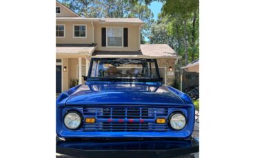 Ford-Bronco-1970-Blue-Tan-13
