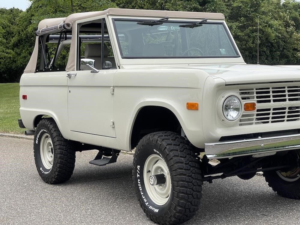 Ford-Bronco-1970-Convertible-19