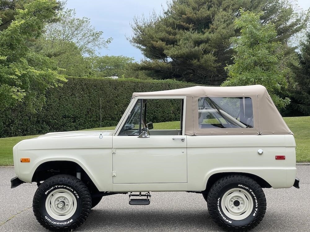 Ford-Bronco-1970-Convertible-2