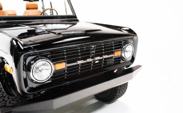 Ford-Bronco-1970-RAVEN-BLACK-NATURAL-CARAMEL-10