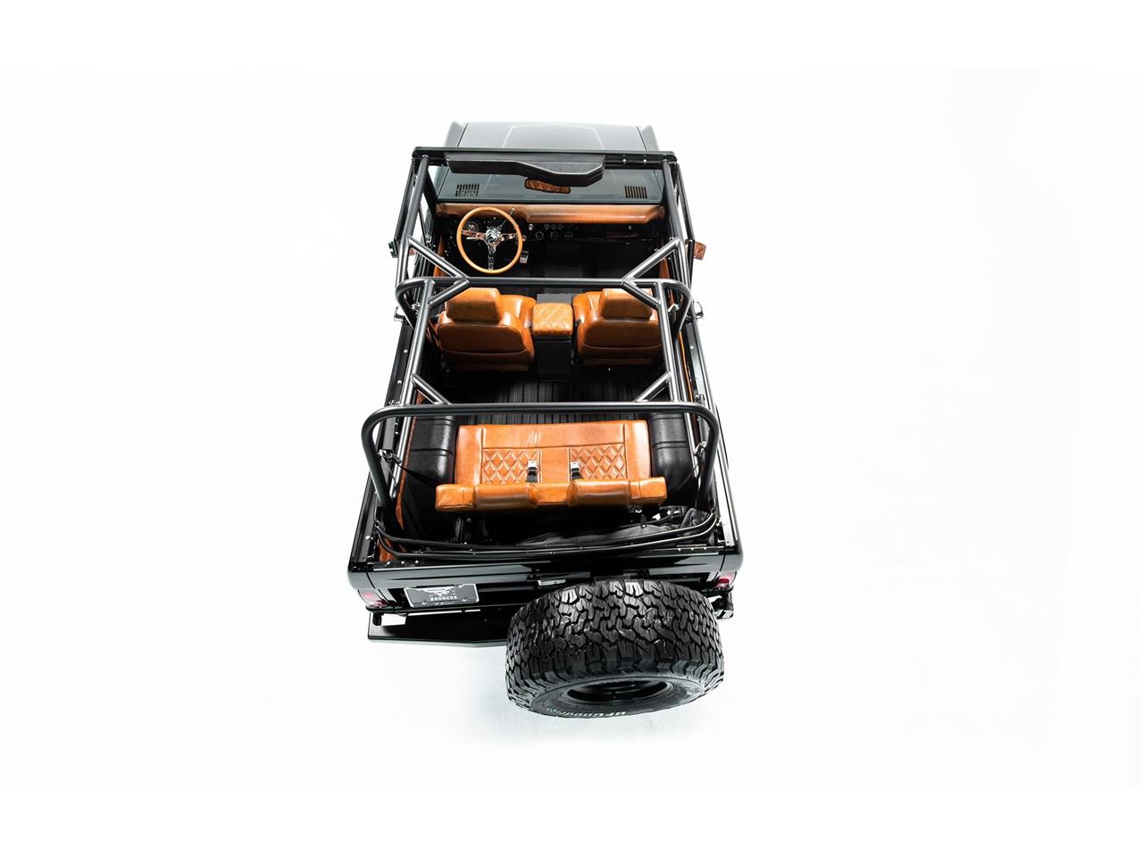 Ford-Bronco-1970-RAVEN-BLACK-NATURAL-CARAMEL-3