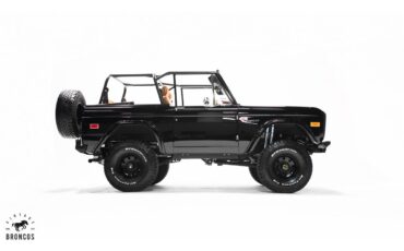 Ford-Bronco-1970-RAVEN-BLACK-NATURAL-CARAMEL-5