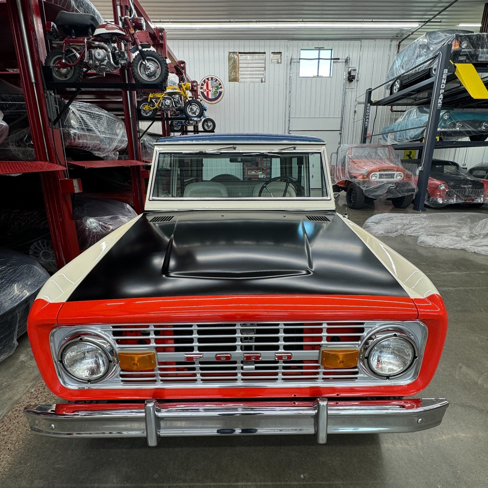 Ford-Bronco-1971-2