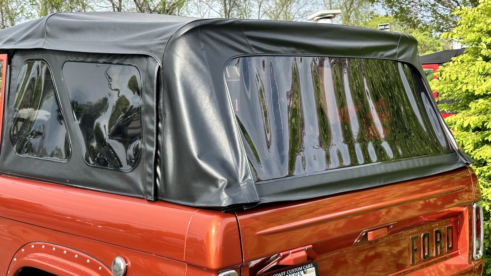 Ford-Bronco-1971-3