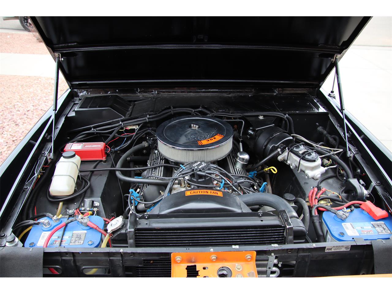 Ford-Bronco-1971-BlackOrange-Black-2