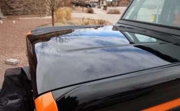 Ford-Bronco-1971-BlackOrange-Black-6