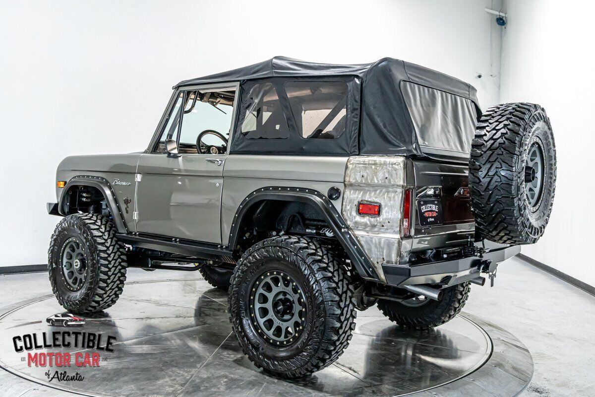 Ford-Bronco-1971-SUV-13