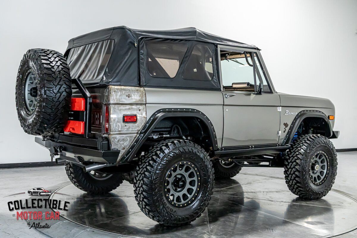 Ford-Bronco-1971-SUV-19