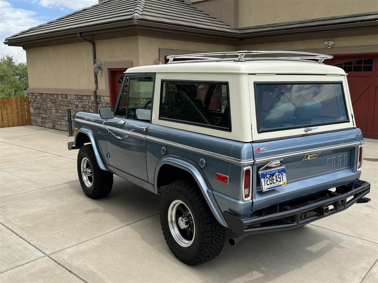 Ford-Bronco-1972-Light-Blue-Gray-15