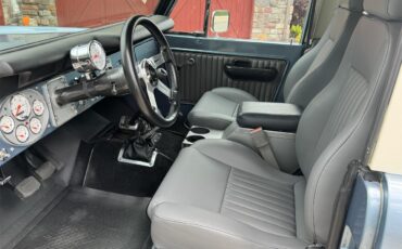 Ford-Bronco-1972-Light-Blue-Gray-31