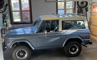 Ford-Bronco-1972-Light-Blue-Gray-37