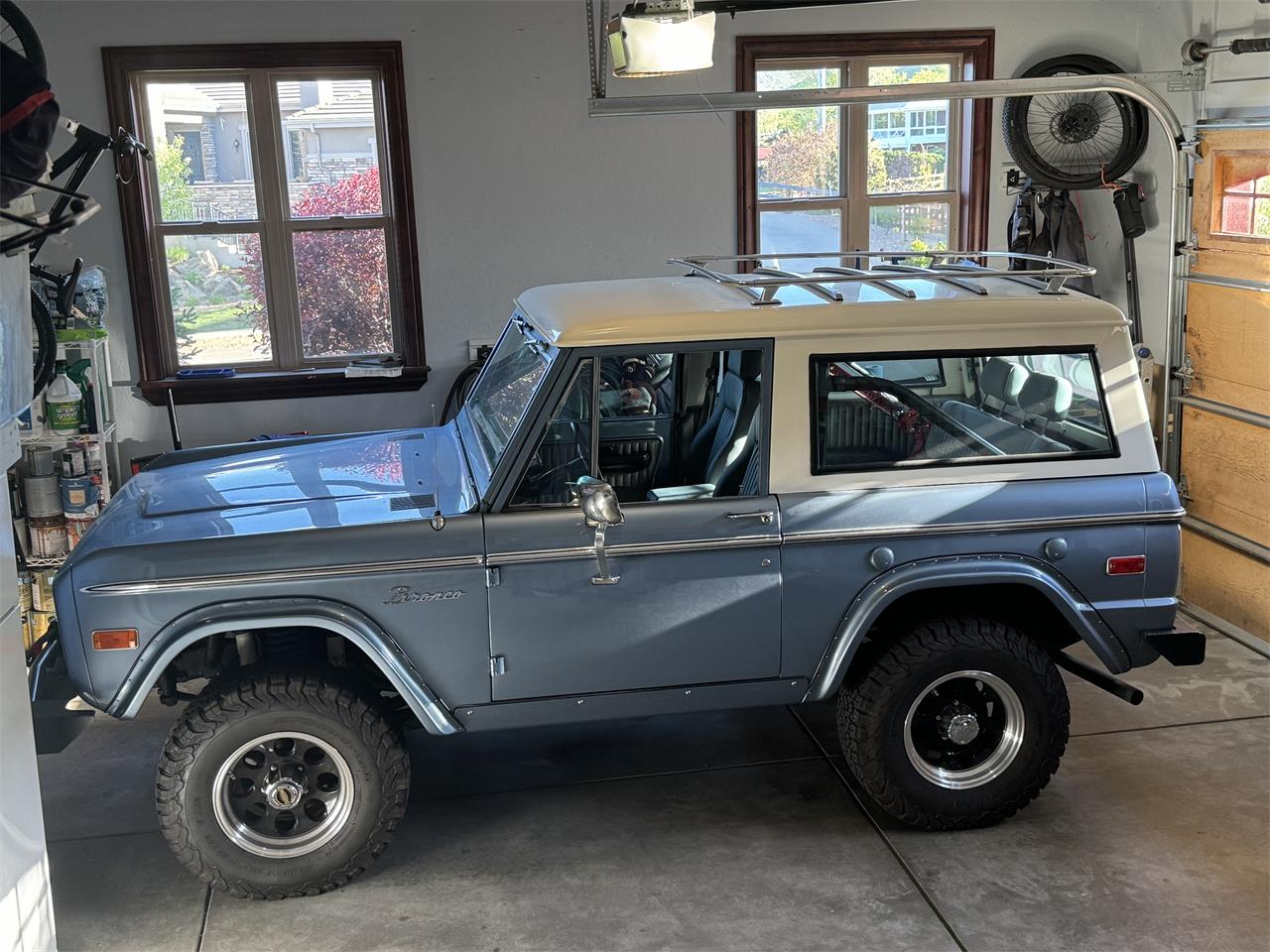Ford-Bronco-1972-Light-Blue-Gray-37