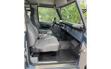 Ford-Bronco-1972-Light-Blue-Gray-8