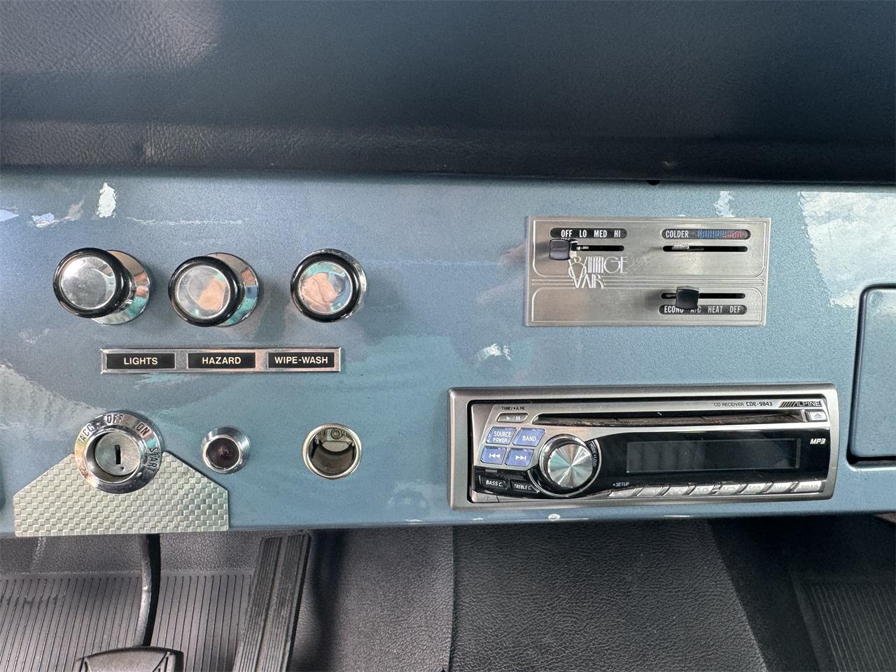 Ford-Bronco-1972-Light-Blue-Gray-9