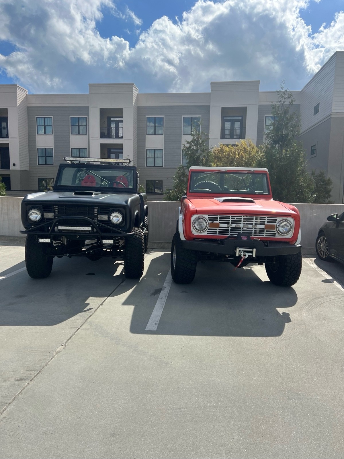 Ford-Bronco-1973-1