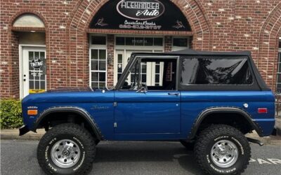 Ford Bronco 1973 --