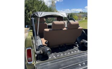 Ford-Bronco-1973-Green-Tan-1