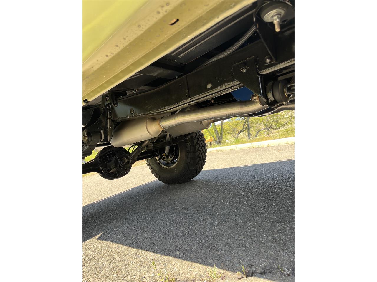 Ford-Bronco-1973-Green-Tan-7