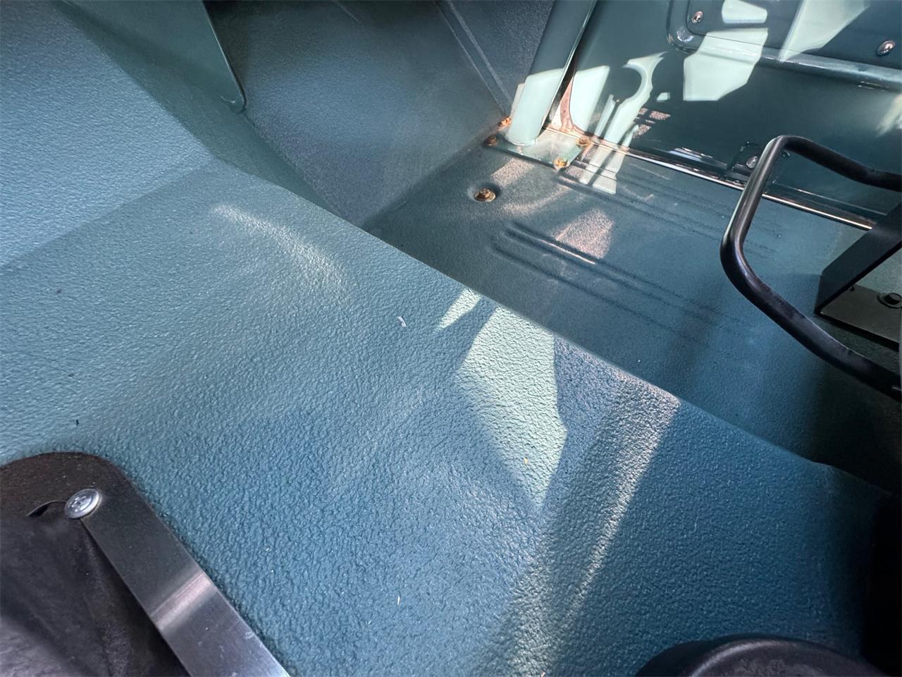 Ford-Bronco-1973-Teal-Parchment-White-22