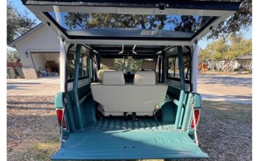 Ford-Bronco-1973-Teal-Parchment-White-24