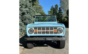 Ford-Bronco-1974-Baby-Blue-Black-Leather-3