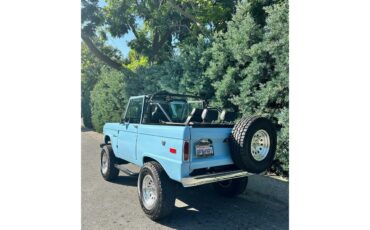 Ford-Bronco-1974-Baby-Blue-Black-Leather-5