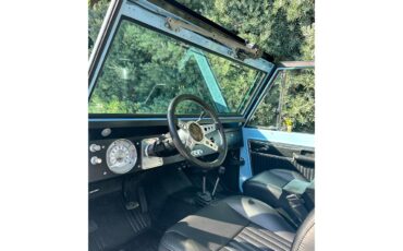 Ford-Bronco-1974-Baby-Blue-Black-Leather-7