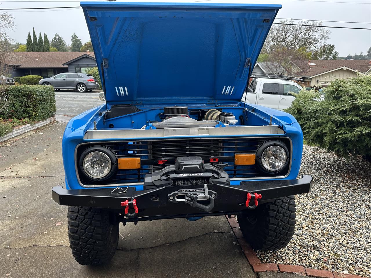Ford-Bronco-1974-Blue-Black-grey-3
