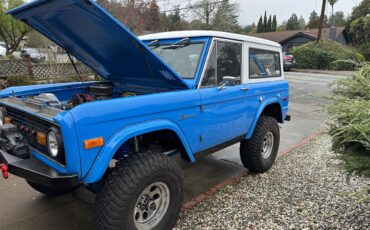 Ford-Bronco-1974-Blue-Black-grey