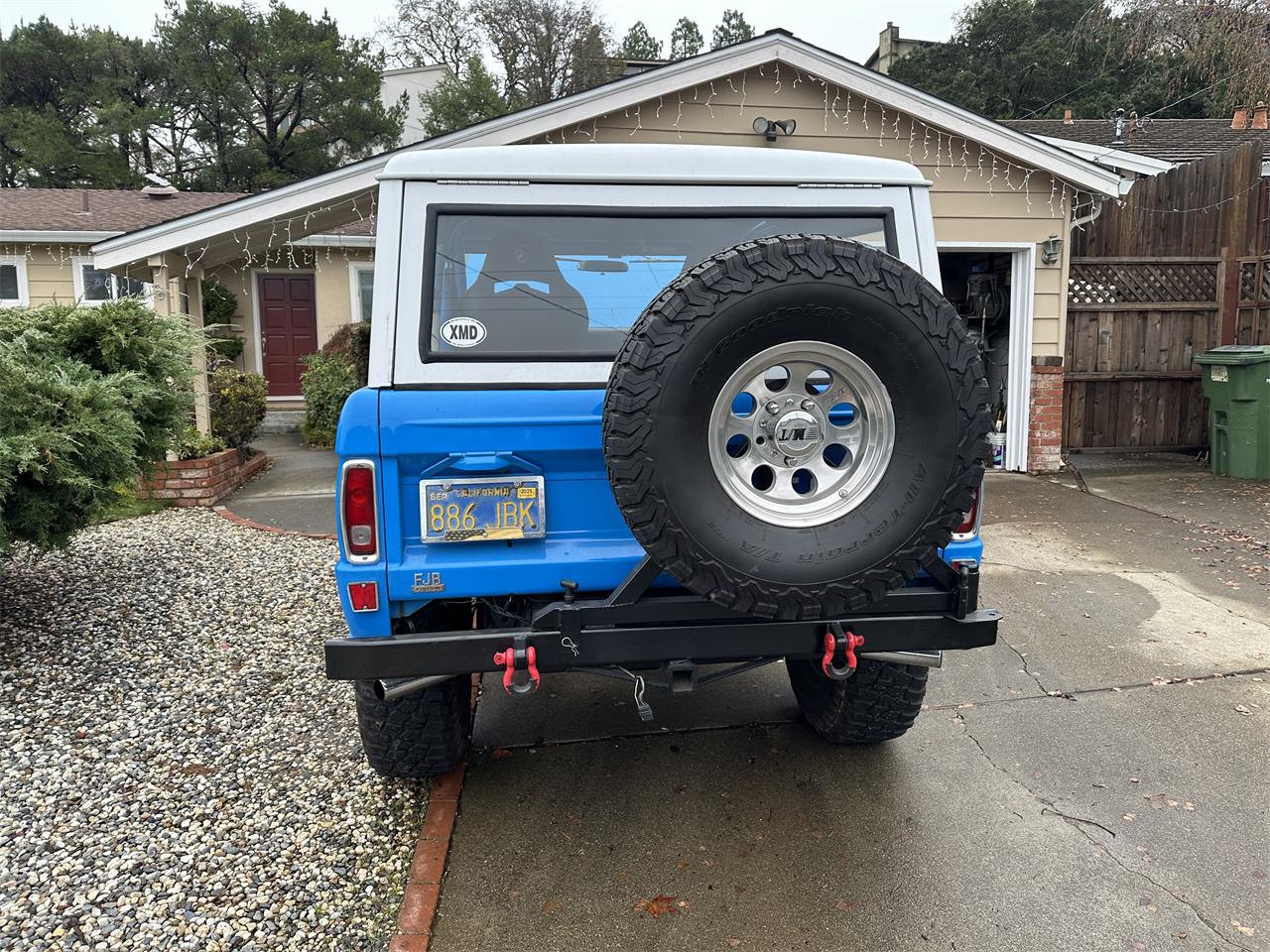 Ford-Bronco-1974-Blue-Black-grey-6