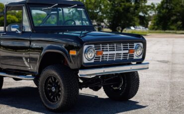 Ford-Bronco-1974-SUV-17