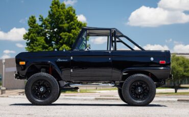 Ford-Bronco-1974-SUV-18