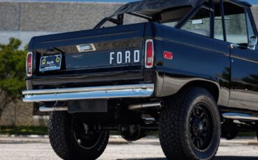Ford-Bronco-1974-SUV-23