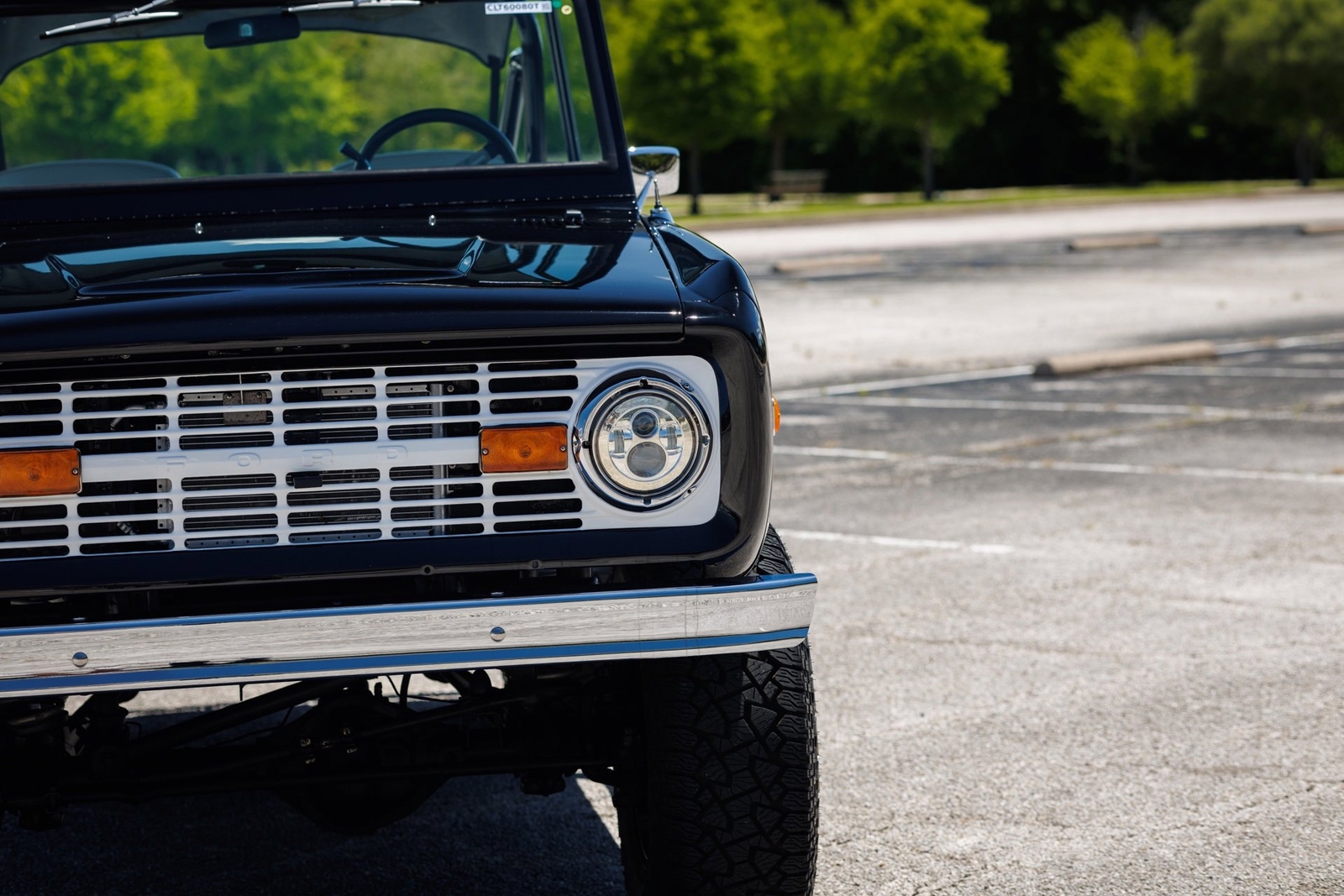 Ford-Bronco-1974-SUV-28