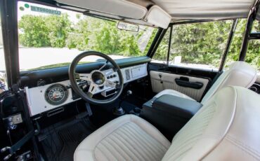 Ford-Bronco-1974-SUV-39