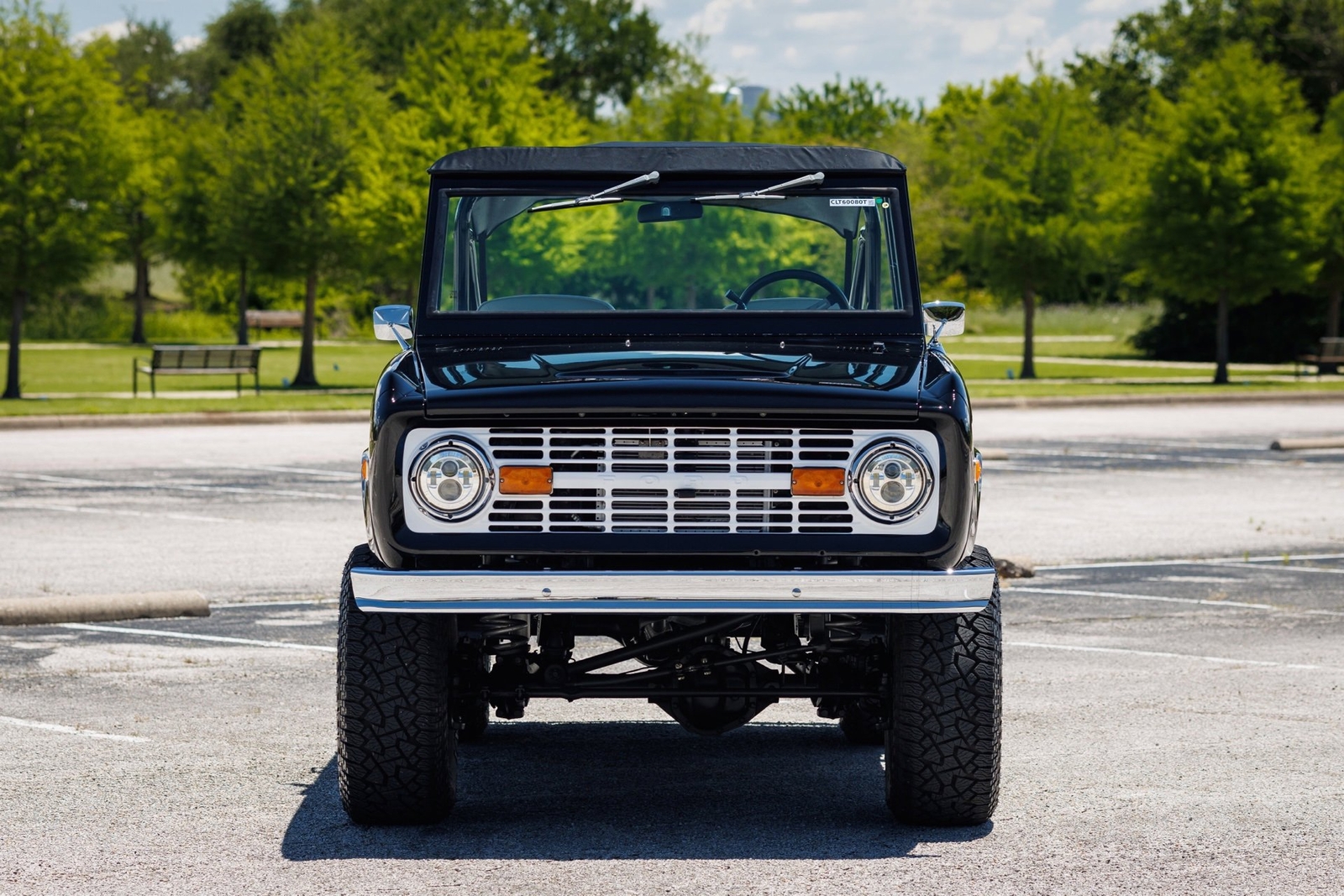 Ford-Bronco-1974-SUV-9