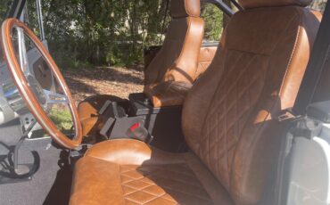 Ford-Bronco-1974-White-Black-9