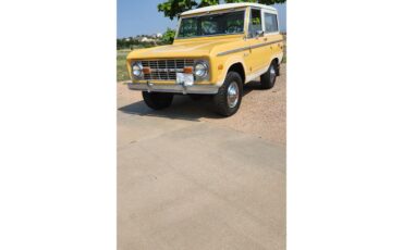Ford-Bronco-1974-yellow-and-white-brown-1